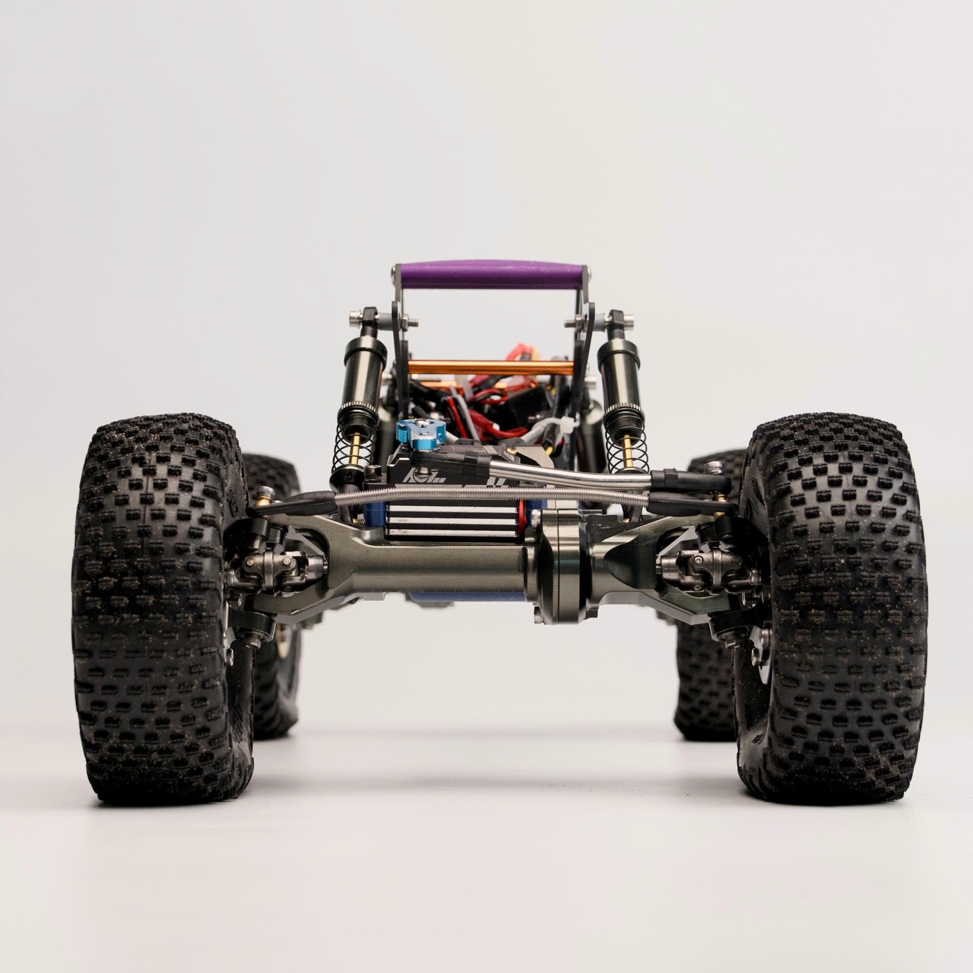Front view showing the 9C ground clearance