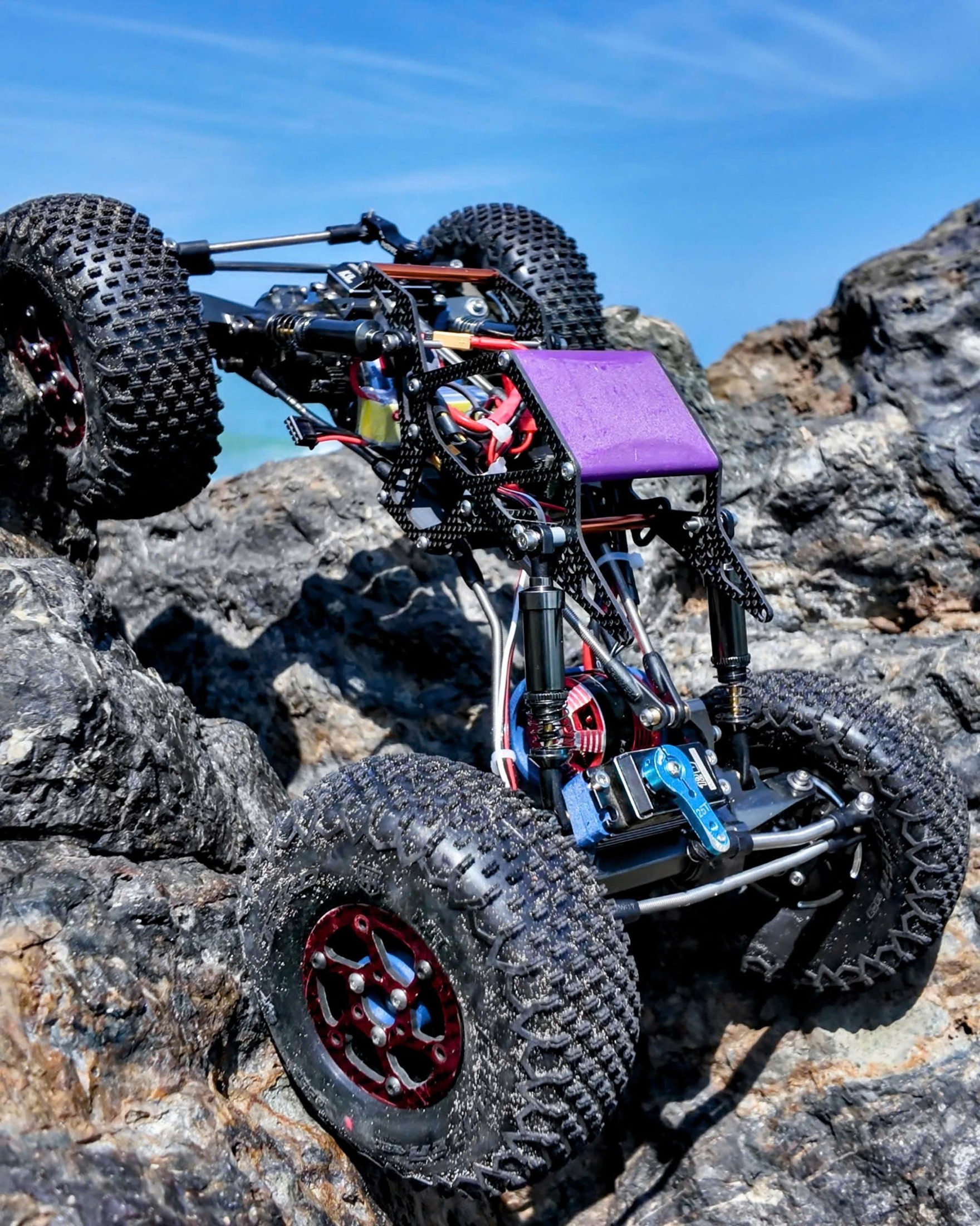 9C crawler holding balance on a side slope
